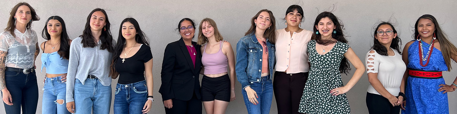 students and mentors in the Mija program